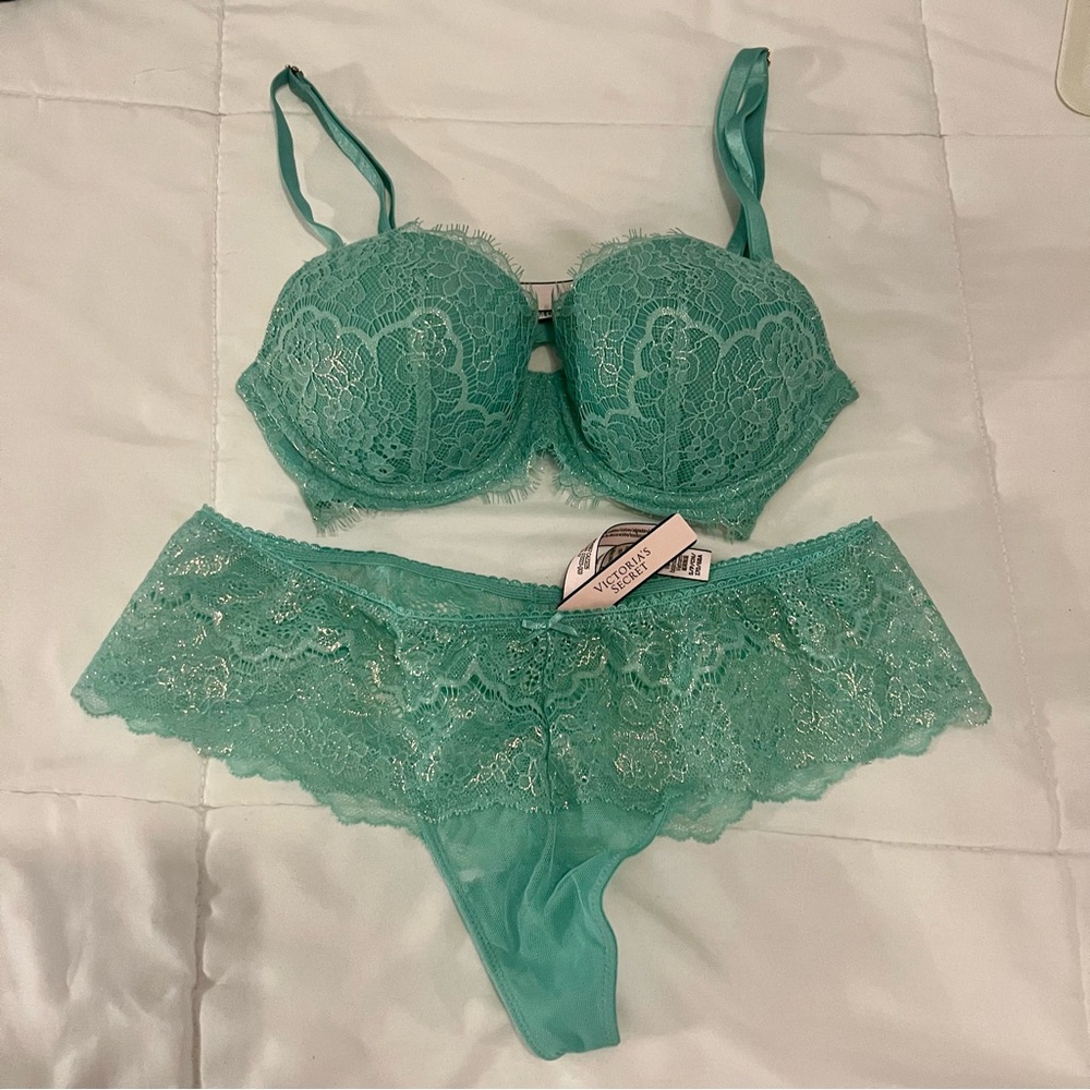 Victoria’s Secret • NWT Lace Bra and Underwear set